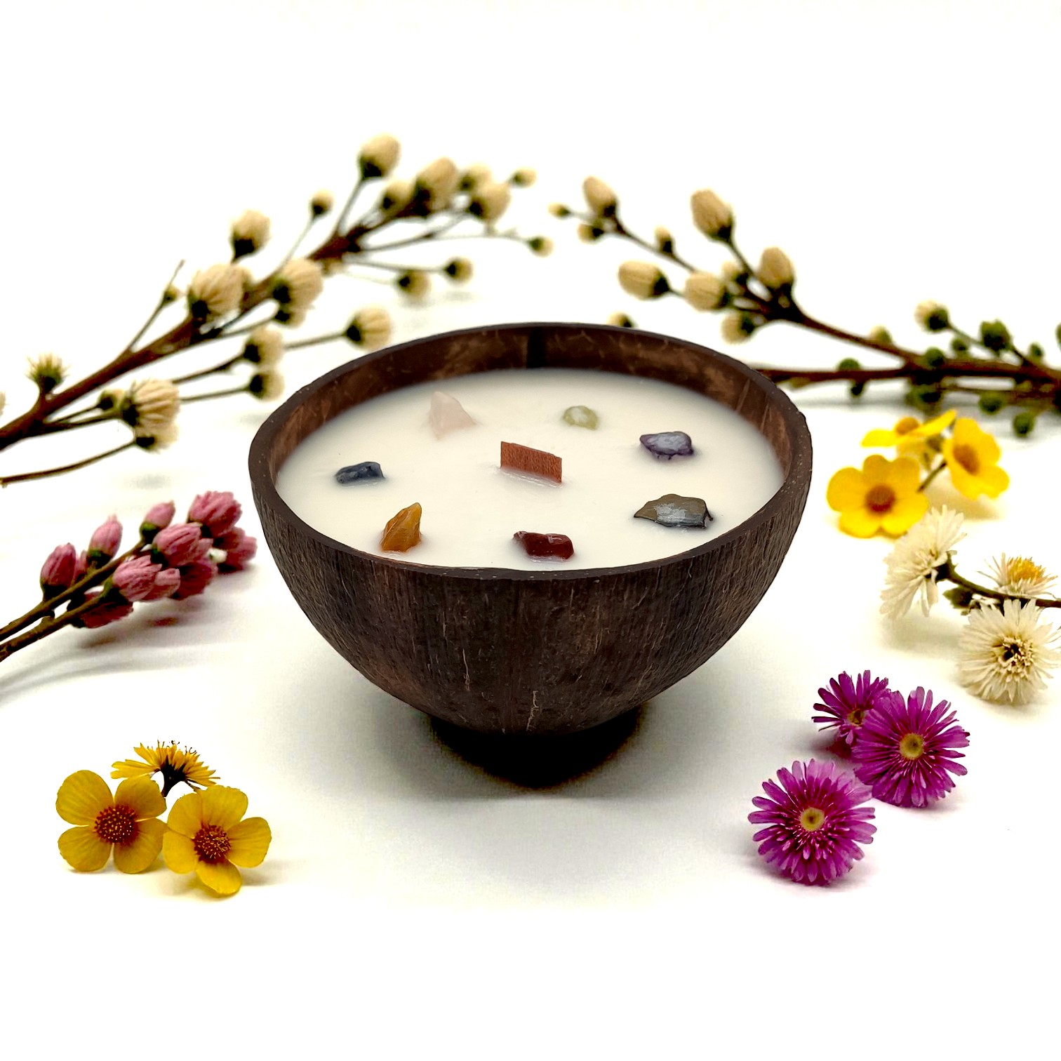 Bougie pour méditer en coque de noix de coco – 7 Pierres Chakras
